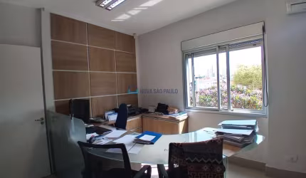 Sobrado para venda comercial ou residencial no bairro Vila Gumercindo