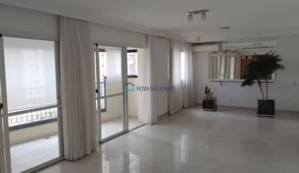 Apartamento com 3 dormitórios à venda na Rua Lacedemônia