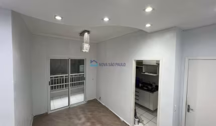 Condomínio Praça Ibitirama| 2 dormitórios| 49 m²|  varanda