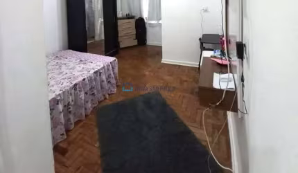 Studio, 26 m2 na Av Liberdade, próximo ao Metrô