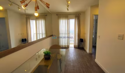 Apartamento à venda/ Vila Gumercindo/ 2 dormitórios/ 2 banheiros/ 1 vaga livre