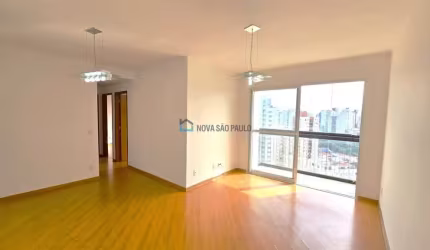 Apartamento com 3 dormitorios, 1 suite e 2 vagas, ao lado do Metrô Conceição.