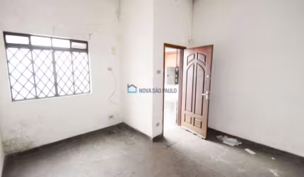 Casa Térrea próximo ao metrô Saúde