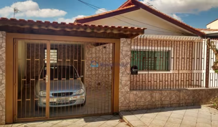 Casa térrea com salão de festas próximo ao Parque da Cantareira