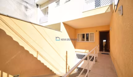 Sobrado Novo Tríplex 220m²,impecável,3 Suítes,Quintal,4 Vagas ! Vila das Mercês