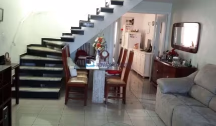 Sobrado com 3 suítes na Vila Mariana.