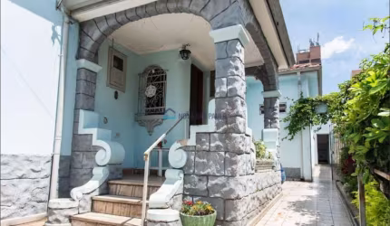 Ampla casa disponível para venda no bairro do Ipiranga!