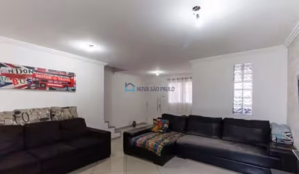 Amplo sobrado disponível para venda no bairro do Ipiranga!
