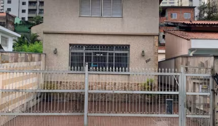 Casa a venda na Chácara Inglesa 03 dormitórios