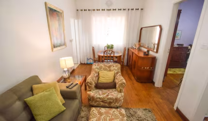 Residencial ou Comercial! Casa térrea, edícula, quintal, 2 vagas! 4 min(400m) a pé ao metrô Saúde