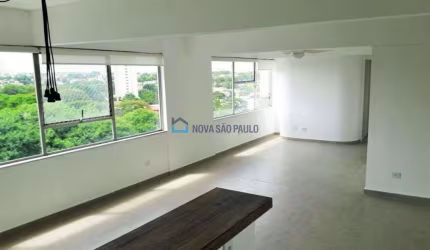 Moema apartamento reformado, 3 Quartos sendo 1 suíte, fora da rota