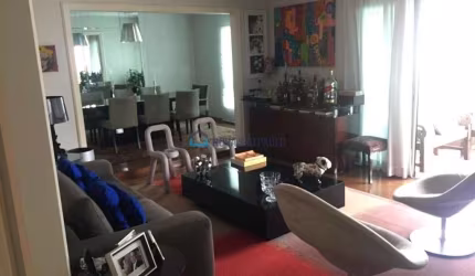 Apartamento de alto padrão na região do Campo Belo/SP.
