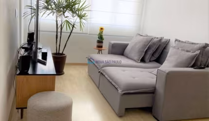 Apartamento Residencial no Campo Belo, 2 dormitórios, vaga fixa e livre.
