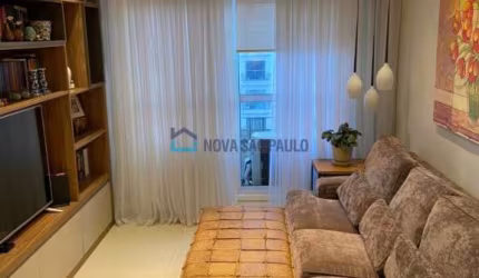 Apartamento a venda Bairro Vila Mariana. Todo reformado. A 140M da Estação Metrô Chácara Klabin