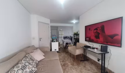 Apartamento Garden em prédio torre única