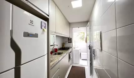 Apartamento de 02 quartos com suíte 55m² 01 vaga Xaxim!!