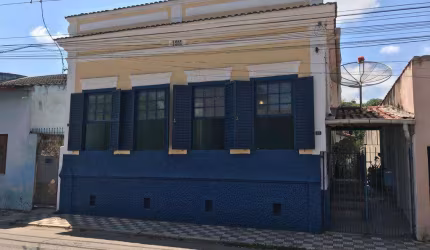 Excelente Casa térrea comercial em Jambeiro