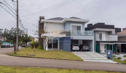 Casa de condomínio 3 dormitórios à venda no Bairro Condomínio Buena Vista com 256 m² de área privativa - 2 vagas de garagem