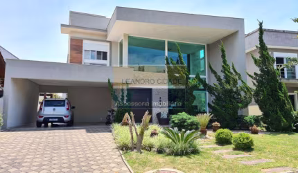 Casa de condomínio 3 dormitórios à venda no Bairro Condomínio Buena Vista com 234 m² de área privativa - 2 vagas de garagem