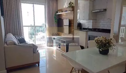 Apartamento 2 dormitórios à venda no Bairro São Sebastião com 52 m² de área privativa - 1 vaga de garagem