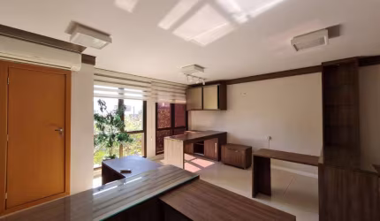Conjunto Comercial / Sala à venda no Bairro Praia de Belas com 38 m² de área privativa - 1 vaga de garagem