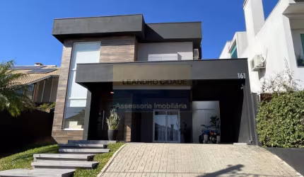 Casa de condomínio 3 dormitórios à venda no Bairro Condomínio Buena Vista com 217 m² de área privativa - 2 vagas de garagem