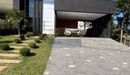Casa de condomínio 3 dormitórios à venda no Bairro Condomínio Buena Vista com 185 m² de área privativa - 2 vagas de garagem