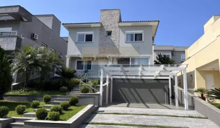 Casa de condomínio 5 dormitórios à venda no Bairro Condomínio Buena Vista com 168 m² de área privativa - 2 vagas de garagem
