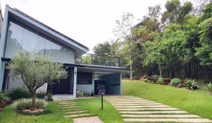 Casa de condomínio 4 dormitórios à venda no Bairro Condomínio Buena Vista com 207 m² de área privativa - 2 vagas de garagem
