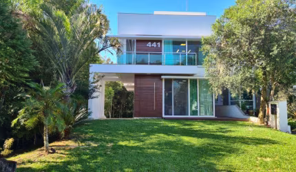 Casa de condomínio 3 dormitórios à venda no Bairro Condomínio Buena Vista com 400 m² de área privativa - 3 vagas de garagem