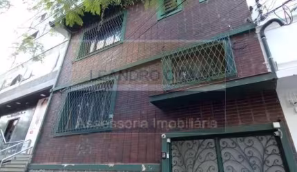 Casa Comercial à venda no Bairro Moinhos de Vento com 260 m² de área privativa - 1 vaga de garagem