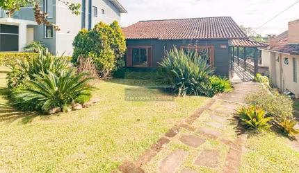 Casa de condomínio 3 dormitórios à venda no Bairro Condomínio Condado de Castella com 186 m² de área privativa - 2 vagas de garagem