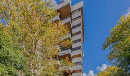 Apartamento 4 dormitórios à venda no Bairro Moinhos de Vento com 776 m² de área privativa - 5 vagas de garagem