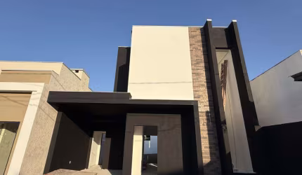 Casa de condomínio 3 dormitórios à venda no Bairro Centro com 106 m² de área privativa - 2 vagas de garagem