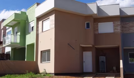 Casa 3 dormitórios à venda no Bairro Alto Petrópolis com 112 m² de área privativa - 2 vagas de garagem