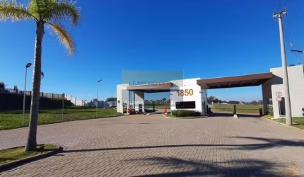 Terreno / Lote / Condomínio à venda no Bairro Centro com 360 m² de área privativa