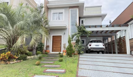 Casa de condomínio 3 dormitórios à venda no Bairro Condomínio Buena Vista com 205 m² de área privativa - 2 vagas de garagem