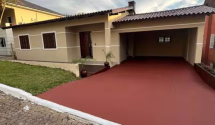 Casa de condomínio 3 dormitórios à venda no Bairro Condomínio Condado de Castella com 224 m² de área privativa - 2 vagas de garagem