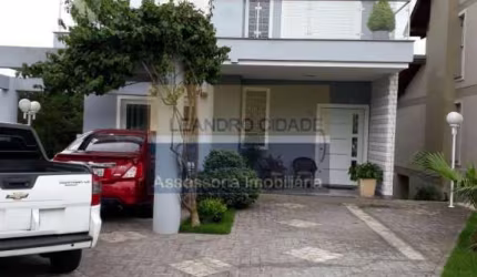 Casa de condomínio 4 dormitórios à venda no Bairro Condomínio Buena Vista com 273 m² de área privativa - 2 vagas de garagem