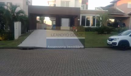 Casa de condomínio 3 dormitórios à venda no Bairro Condomínio Buena Vista com 219 m² de área privativa - 2 vagas de garagem