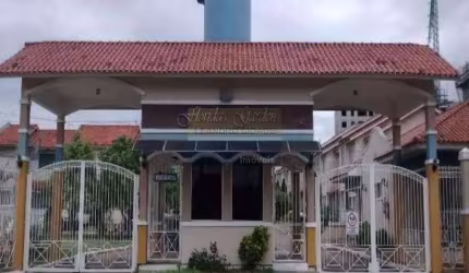 Casa de condomínio 3 dormitórios à venda no Bairro Rubem Berta com 115 m² de área privativa - 2 vagas de garagem