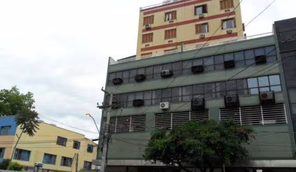 Cobertura 3 dormitórios à venda no Bairro Passo da Areia com 158 m² de área privativa - 2 vagas de garagem