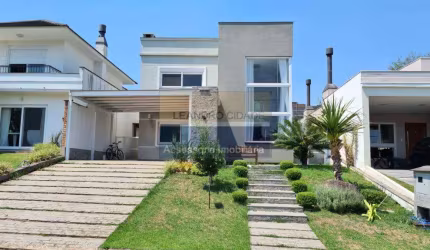 Casa de condomínio 3 dormitórios à venda no Bairro Condomínio Buena Vista com 200 m² de área privativa - 4 vagas de garagem