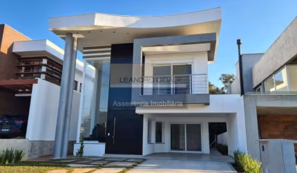 Casa de condomínio 4 dormitórios à venda no Bairro Condomínio Buena Vista com 284 m² de área privativa - 2 vagas de garagem