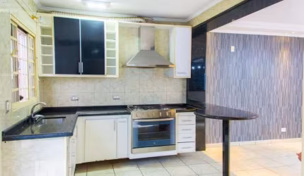 Sobrado à venda, 210 m² por R$ 680.000,00 - Vila Camilópolis - Santo André/SP