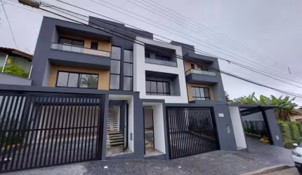 SOBRADO GEMINADO no FLORESTA com 3 quartos para VENDA, 178 m²