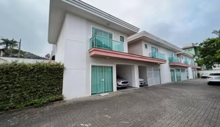 CONDOMÍNIO FECHADO no BOM RETIRO com 3 quartos para LOCAÇÃO, 93 m²