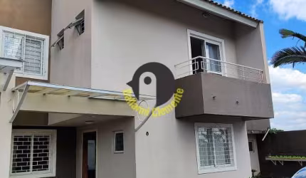 Sobrado em condomínio de 128,00m², 3 dormitórios, à venda no bairro Uberaba Curi
