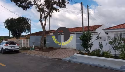 Casa com galpão à venda, 380 m² por R$ 650.000,00 - Pinhais /PR