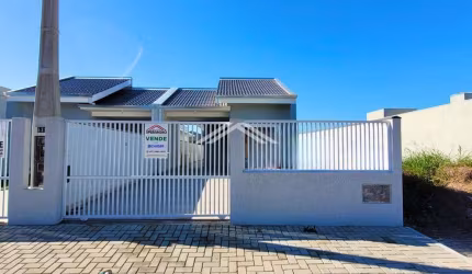 Casa com 3 dormitórios sendo 1 suíte à venda, 85 m² por R$ 399.000,00 para venda em Itapoá, Santa Catarina
